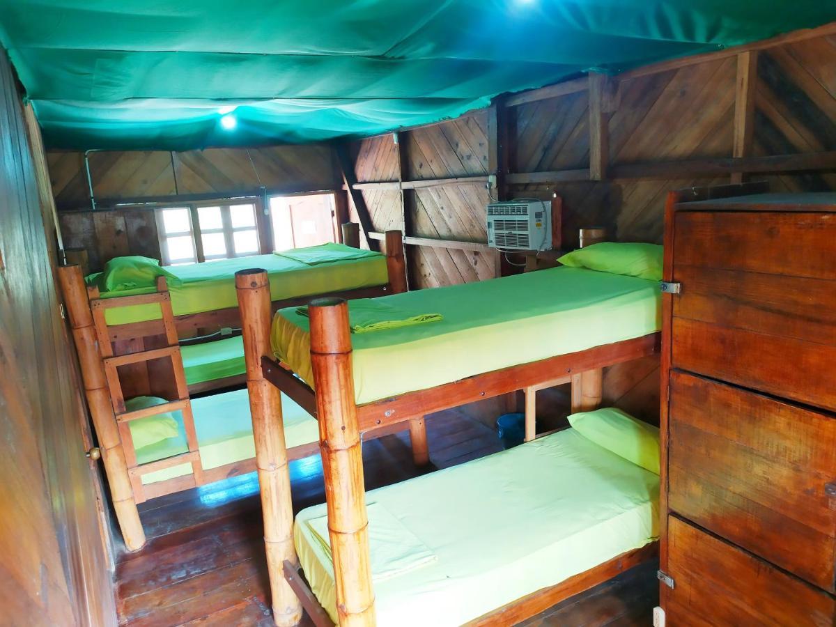 Iguana Beach House Hostel Montañita Kültér fotó